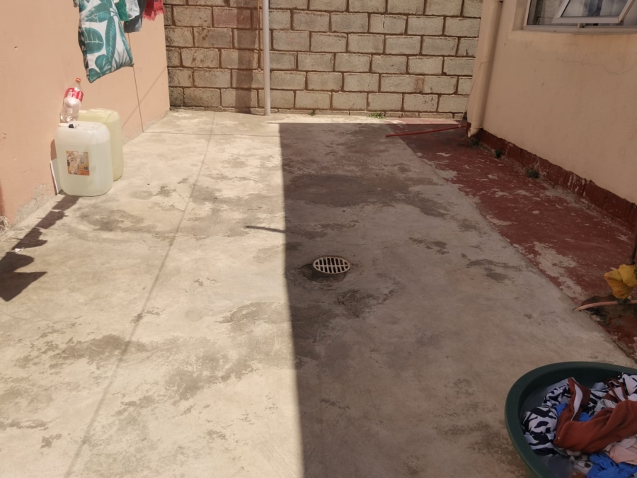 1 Bedroom Property for Sale in Motherwell Eastern Cape